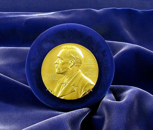 Премии | Нобелевская премия - 2012