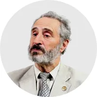 Андрей Лукашов