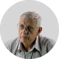 Олег Медведев