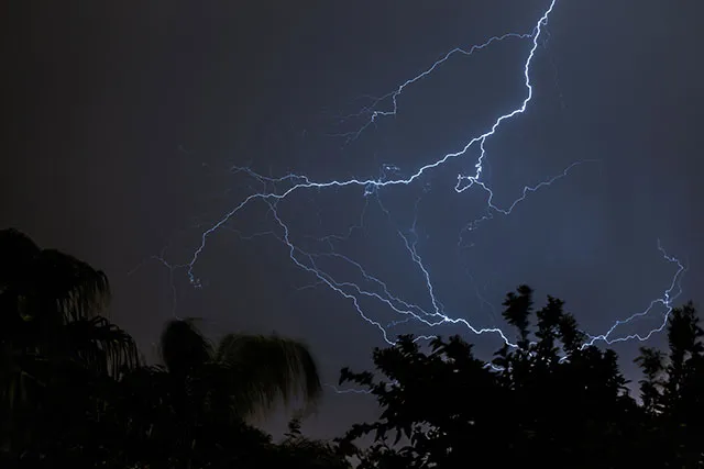 Гроза в тропиках