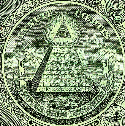 севидящий глаз на вершине пирамиды на купюре — символ масонского заговора