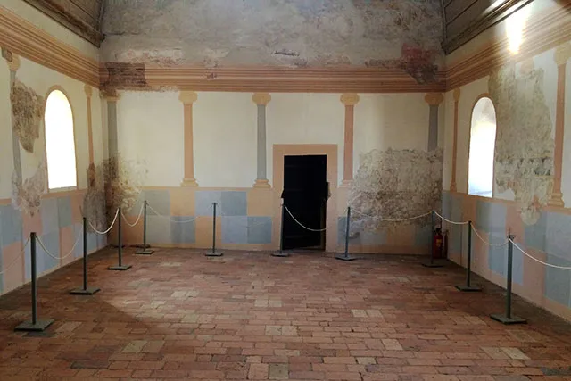 Роспись внутренних стен