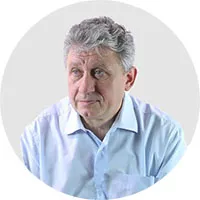 Юрий Яшков