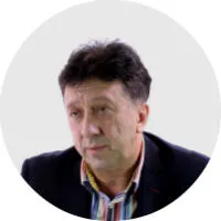 Александр Васильев