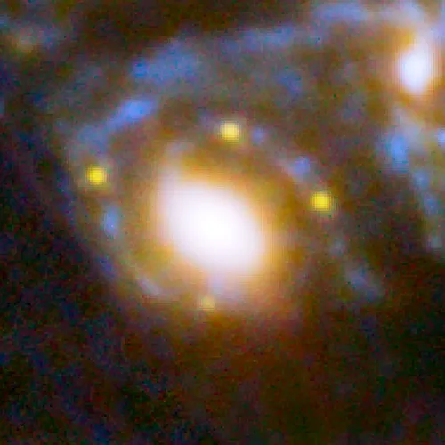 Гравитационное линзирование сверхновой Рефсдаля