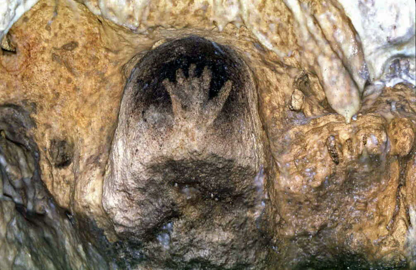 Пещера Гаргас, Франция, ок. 27 тыс. лет назад // donsmaps.com