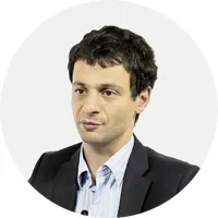 Артем Оганов