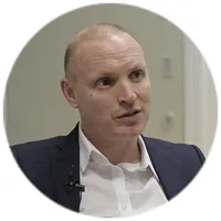 Джастин Стеббинг