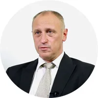 Александр Аузан