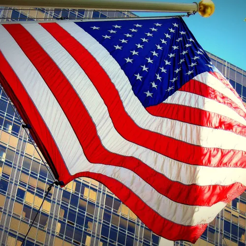 США