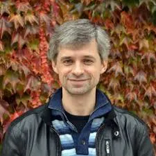 Андрей Липгарт