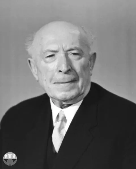 Исаак Израилевич Минц (1896—1991) — советский историк