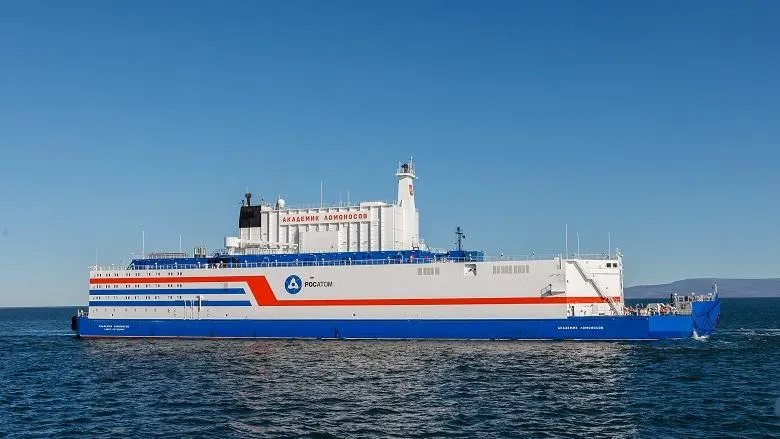 Прибытие ПАТЭС «Академик Ломоносов» в Певек // Алексей Башкиров, «Страна Росатом»