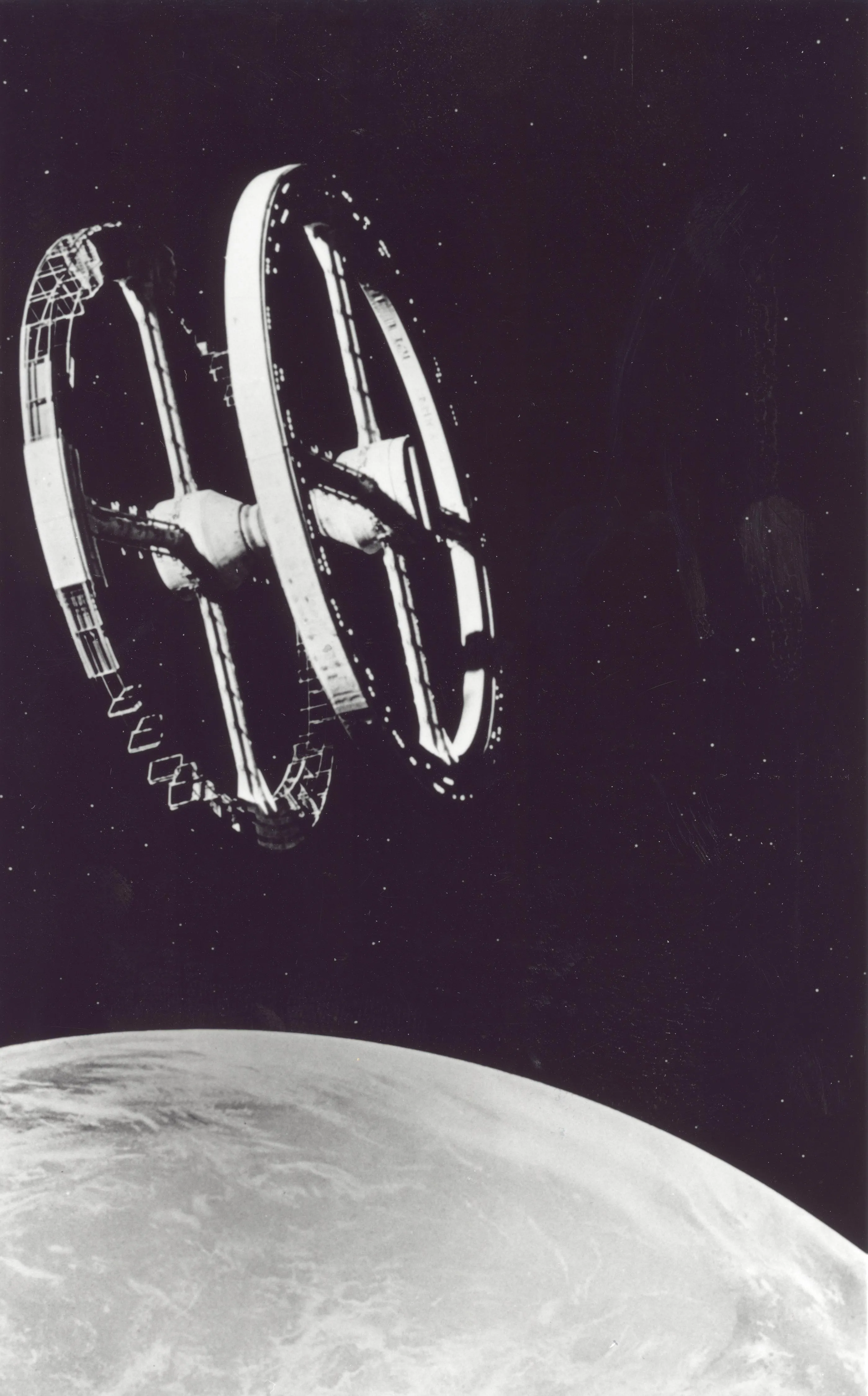 кадры из фильма Стэнли Кубрика «2001 год: Космическая одиссея» // wikimedia.org