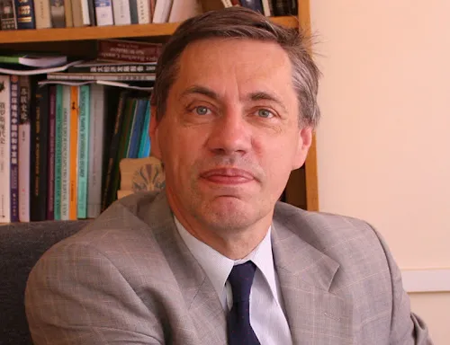 Андрей Островский